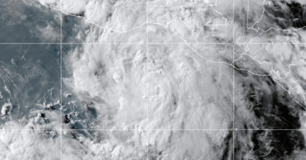 Alertas de Tormenta Tropical Erick en la costa de México